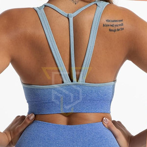 Vêtements de sport en ligne en promotion : Ensemble de yoga fabriqué au Pakistan pour femmes, vente en gros d'ensembles de yoga pour femmes - Product Image 5