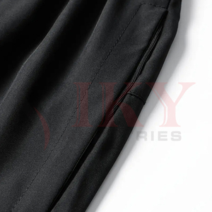 Ensembles de T-shirts et Shorts de Compression Respirants à Manches Courtes pour la Course et l'Entraînement, Qualité Supérieure, Prix de Gros, OEM ODM - Product Image 5