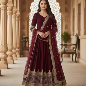 ชุดคุर्ติงานปักหนักเต็มตัวสำหรับงานแต่งงานและงานปาร์ตี้ ดีไซน์ทันสมัยสำหรับผู้หญิง จาก Ramdev Trading ผลิตจากผ้าจอร์เจตต์เทียม ตกแต่งด้วยงานปักเลื่อมอย่างเต็มตัว - Product Image 1