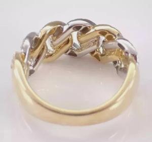 Anillo de Aniversario de Plata de Ley con Diseño Único, Estilo Vintage, Apilable, con Moissanita de Corte Brillante, Bicolor, Bisel Ancho y Engaste de Garras - Product Image 2