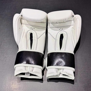 ถุงมือชกมวย RTS Wholesale Price คุณภาพพรีเมียม Cleto Reye หนังวัวแท้ สำหรับฝึกซ้อมและแข่งขัน - Product Image 6