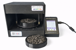 Espectrofotómetro de Color Portátil Sensegood para Agricultura, Colorímetro para Control de Calidad de Cultivos y Alimentos SpectroPro con Unidad Inteligente - Product Image 4