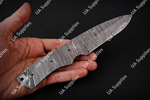 Lames vierges en acier Damas de 8 pouces, 67 couches, cœur VG10, pour couteaux, vente en gros OEM/ODM, personnalisation DIY - Product Image 3