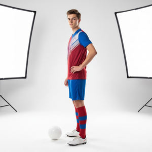 Uniformes de Fútbol Personalizados por Sublimación, Nombre y Números del Equipo, Uniformes de Fútbol Duraderos, Fábrica OEM - Product Image 5