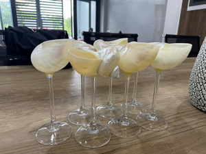 แก้วไวน์เปลือกหอยทำมือจากเปลือกหอยธรรมชาติสำหรับร้านอาหารทรอปิคอล โรงแรม และรีสอร์ท - Product Image 5