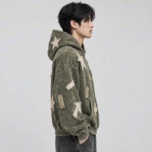 Sweat à capuche brodé délavé à l'acide pour homme, offrant une texture audacieuse, un confort doux et des détails élégants pour un style streetwear décontracté et les sorties quotidiennes. - Product Image 5