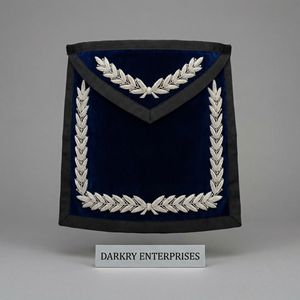 Delantal Masónico Hecho a Mano Personalizado con Bordado de Hilo de Oro y Borde de Terciopelo Azul, Suministros para Logia Masónica, Maestro Masón - Product Image 3