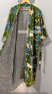 Bata de terciopelo sin cuello con estampado animal de manga tres cuartos para mujer, ropa de dormir de verano - Product Image 3