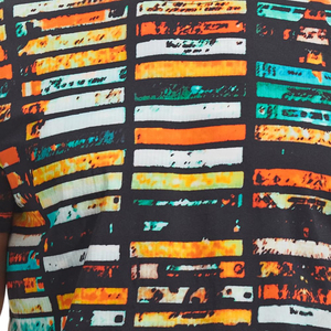เสื้อยืดโพลีเอสเตอร์ 100% สำหรับสปอร์ตและออกกำลังกาย พิมพ์ลายแบบซับลิเมชั่นตามสั่ง ผลิตจำนวนมาก (OEM)  แบบเรียบหรือแบบเปล่า - Product Image 6