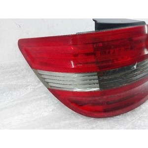 Luz Trasera Izquierda Usada Clase B A1698200377 - Product Image 3