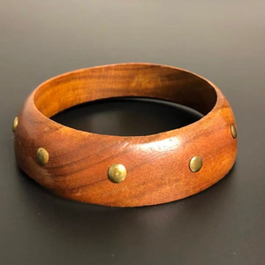 Bracelets en bois ronds modernes faits à la main et ajustables par AFZA ENTERPRISES - Product Image 1