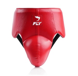 Ensemble de sparring professionnel FLY Red MMA en cuir de vachette véritable avec sangle réglable, comprenant des gants de boxe, un casque et une protection inguinale - Product Image 4