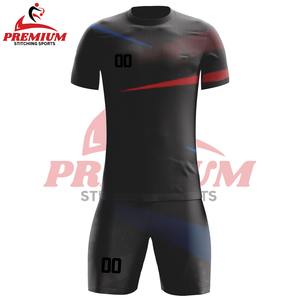 Uniforme de Fútbol para Hombre de Manga Corta con Logotipo Personalizado, Color Sólido, Tela 100% Poliéster, Transpirable, Calidad Premium OEM - Product Image 4