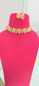 Collar choker minimalista de calidad premium con hermosos adornos, se adapta tanto al estilo étnico como al occidental, perfecto para todas las ocasiones. - Product Image 2