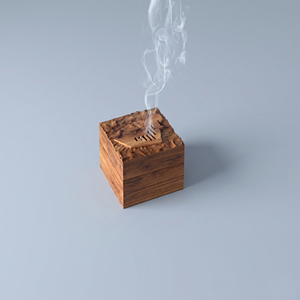 Quemador de incienso de madera tallada con mapa de los Emiratos Árabes Unidos, tapa texturizada, quemador de carbón de Oud de Dubái de lujo para decoración del hogar. - Product Image 1