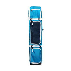 Bolsa deportiva de nailon roja y azul marino con bolsillos con cremallera y correas ajustables - Product Image 4