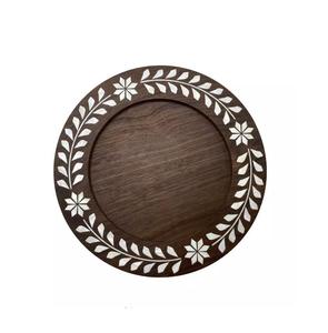 Plateau arabe en bois artisanal de luxe avec incrustation de nacre, idéal pour servir le thé, le café et comme cadeau. - Product Image 4