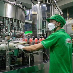 Nuevo sabor Naranja batido bebida 500ML botella de PET (16,9 floz) bebida al por mayor en Vietnam muestra gratis diseño bajo MOQ OEM - Product Image 4