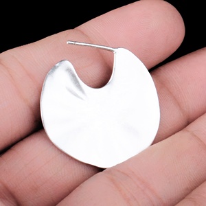 Wholesale 925 <b>Solid</b> Sterling <b>Silver</b> Brushed Wavy Disc Stud <b>Earrings</b> Fine Jewelry Memoria Jewels - Product Image 4