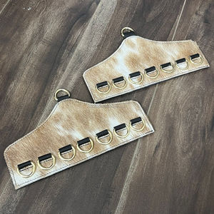 Soporte de Pared para Bufandas y Paños de Cuero Vacuno Premium 2025, Estilo Rústico Occidental con Anillos Metálicos, Organizador Decorativo para el Hogar - Product Image 4