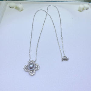 Exquisite 8-9mm Sea Water Pearl <b>Necklace</b> with Pure <b>Silver</b> <b>Pendant</b> Many Hemp Clover Light Luxury for Spring/Summer - Product Image 1