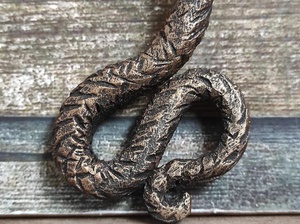 Poignée de portail en fer forgé résistante à la rouille avec motif serpent, style traditionnel, accessoire décoratif pour portail - Product Image 6