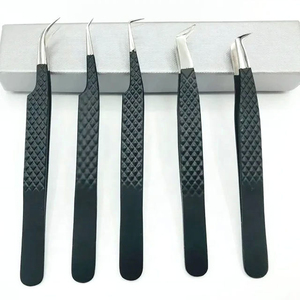Pince à épiler pour cils en acier inoxydable, haute précision, courbée à 90 degrés, forme en L, noir mat, pour extensions de cils - Product Image 1