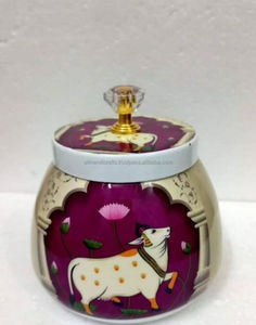 Pot à fruits secs en métal artistique avec un design artisanal pour le rangement et la présentation décorative - Product Image 4