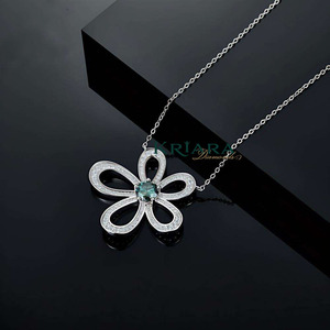 Pendentif Fleur en Argent 925 avec Moissanite Taille Brillant, Plaqué Rhodium, Style Hip-Hop, pour Femme, Usage Quotidien - Product Image 4