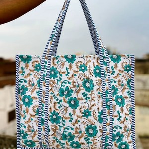 Vintage Quilted <b>Large</b> Tote <b>Bag</b> for Women Open Cotton Handprint Floral Shopping Travel Everyday Shoulder <b>Beach</b> Weekender <b>Bag</b> - Product Image 5