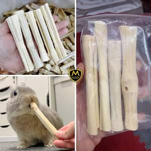 Bâtonnets de canne à sucre séchée – Jouet à mâcher naturel et écologique pour les dents - Product Image 3