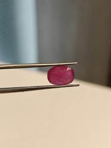 พลอยทับทิมสีแดงทรงคุชชั่น 3.69 กะรัต พลอยธรรมชาติสำหรับแหวนหมั้น จี้ และเครื่องประดับชั้นดี - Product Image 4