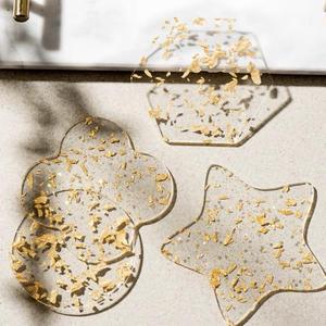 Posavasos Irregulares Transparentes con Forma de Nube, de Acrílico con Lámina Dorada, Decorativos para Tazas de Café, Platos, Tazas y Bebidas - Product Image 6