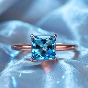 Anillo de Compromiso de Lujo con Moissanita Corte Princesa en Plata de Ley 925 con Engaste de Puntas Bañado en Oro para Boda y Fiesta - Product Image 5