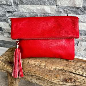 Pochette pliable en cuir véritable 100% grainé rouge avec design minimaliste et rangement polyvalent, pliage compact - Product Image 1