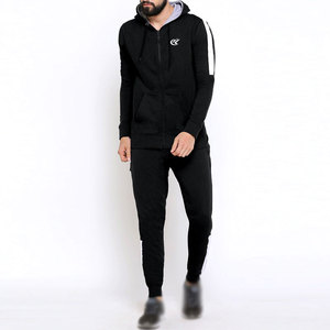 Ensemble de sport d'hiver élégant à capuche avec tissu flexible et coupe régulière pour l'entraînement en plein air, survêtement pour homme - Product Image 1