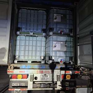 BlueOne AUS 40, Solución de Urea Marina al 40%, Tanque IBC de 1000L, Contenedor de Plástico para Tratamiento de Gases de Escape, Caducidad de 1 Año - Product Image 2