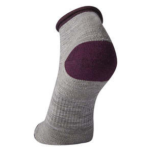 Chaussettes de sport en stock, qualité supérieure, chaussettes de sport professionnelles, chaussettes de sport pour usage extérieur, fabriquées au Pakistan - Product Image 3