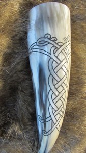Hand Crafted Polished Ox Viking Drinking <b>Horn</b> Authentic Cow and <b>Buffalo</b> <b>Horns</b> Viking Medieval Style Drinking <b>Horn</b> - Product Image 4