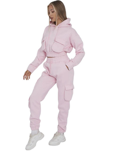 ชุดวอร์มผู้หญิงแบบมีกระเป๋า 2 ชิ้น ชุดลำลองพร้อมเสื้อฮู้ดครอป สไตล์ทันสมัย ใส่สบายในฤดูหนาว เหมาะสำหรับใส่ในชีวิตประจำวัน พร้อมปรับแต่งได้ - Product Image 4