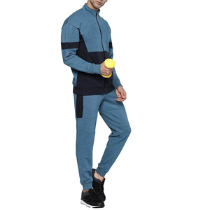2026 Wholesale Price Custom Logo Plain Dyed Crew Neck Solid Men's Woven Breathable Outdoor Windbreaker Cotton Tracksuit Set - Product Image 5
