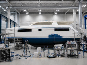 Luxury Catamaran <b>Yacht</b> 8m Fiberglass Hull Inboard Engine Gas Powered 450HP Cruising Leisure Boat UBI 812 - Product Image 3
