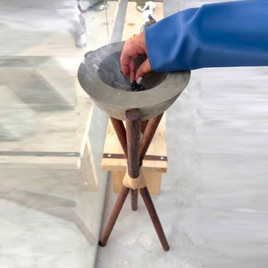 Brûleur d'encens unique en béton sur support trépied en bois avec enveloppe en jute rustique, décoration d'intérieur haut de gamme pour la vente en gros, idéal pour l'encens - Product Image 6
