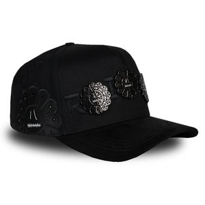 Casquette de baseball en daim de haute qualité avec emblème métallique or rose et strass, chapeau de sport de luxe pour homme - Product Image 1