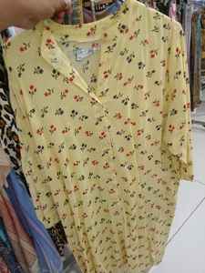 Vestido de Verano Premium con Estampado de Estrellas y Volantes, Cuello en V, Manga Regular, Camisa Larga con Botones para Mujer, Estilo Casual de Primavera - Product Image 4