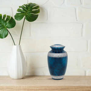 Urne funéraire de style européen et américain, capacité de 220 pouces cubes, pour inhumation, design durable et personnalisable, garantie 1 an - Product Image 3