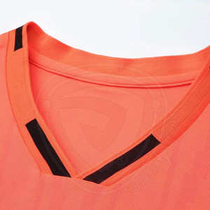 Meilleures ventes, uniforme de football de haute qualité, design personnalisé, protection UV, respirant, évacuation de l'humidité, séchage rapide, printemps-automne - Product Image 3