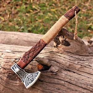 Hache Viking à barbe forgée sur mesure en acier à haute teneur en carbone, manche en bois, outil de camping et d'extérieur DIY OEM - Product Image 4