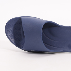 Vero&nique SilicStep Blue Eco-friendly and non-toxic slippers iF Design Winners 2025 Patent Recycled Silicone - Product Image 3