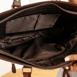 Bolso Tote de moda de lujo para mujer de cuero de vaca Real Western gitano con diseño floral y solitario hecho a mano listo para bolsas de stock - Product Image 6